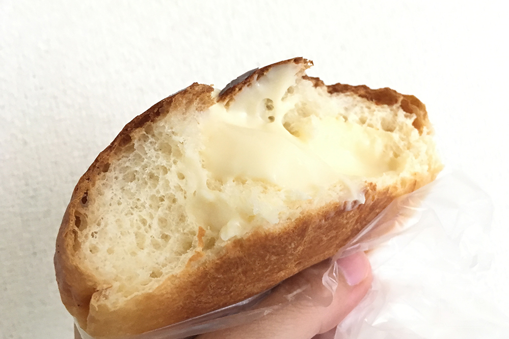 ぱん工房ひだまりのクリームパン